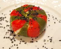 Une entrée qui fera son effet au près des convives par sa présentation. Cette recette a été primée au concours Saveurs poivrons 2011.