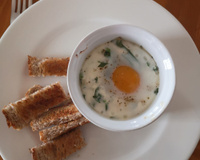 Œuf en cocotte à la crème et aux épinards par Morgane