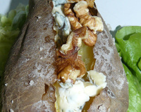 Pomme de terre farcie au roquefort