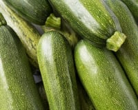 Oubliez la pâte traditionnelle : utilisez des courgettes pour préparer cette quiche légère et ultra-fondante