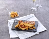 Foie gras poêlé, chutney d'oignon et vinaigre balsamique