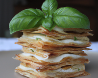 Mille-feuille au croustillant de basilic