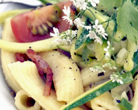 Pâtes fraîches aux petits légumes du jardin