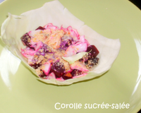Aplucher et couper les crudités et napper de sauce.