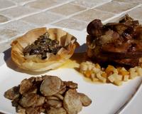 Souris d'agneau braisée aux abricot et aux coings
