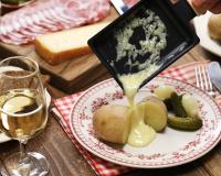 La raclette va-t-elle devenir aussi chère que le caviar ?