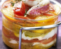 Feuilles à feuilles de Tomates de France, aubergine, mascarpone et rougets