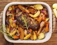 Rôti d'agneau au romarin et ses légumes