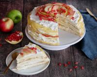 Un somptueux gâteau de crêpes, léger, gourmand et original, grâce à la présence des pommes qui apportent du craquant et de la fraîcheur. A…
