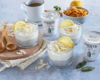 Pudding de chia au skyr, coco et zeste de citron