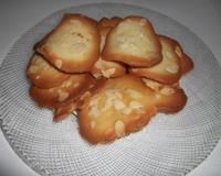 La recette des classiques 'Tuiles aux amandes' ou pour faire des tulipes pour mettre les glaces...