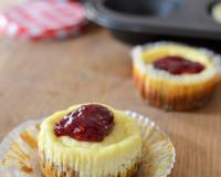 Découvrez la recette à 4 mains des mini-cheesecakes à la Confiture de Framboises Bonne Maman, pour un moment de complicité avec votre enfant !Une recette proposée par…