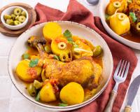 Tajine de poulet aux olives et citrons confits : testez cette recette irrésistible du chef Abdel Alaoui !