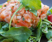 Tartare aux deux saumons à l'huile de sésame