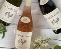 Ce vin français, vendu entre 3 et 7€ dans nos supermarchés, fait un carton chez les Anglais et les Américains : voici pourquoi