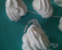 Meringues blanches et moelleuses