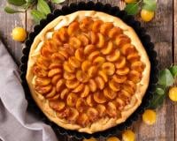 Voici les 3 astuces à connaitre pour réussir sa tarte aux prunes sans que les fruits détrempent la pâte