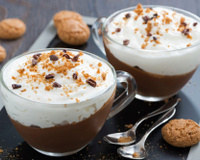 Verrine chocolat et crème mascarpone aux brisures d'amaretti