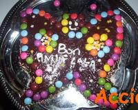 Je n'invente pas de recettes, je teste et j'adapte aux goûts de ma tribu, ma recette fétiche qui me sert de base pour les gateaux rigolos de dernière minute, toute simple…