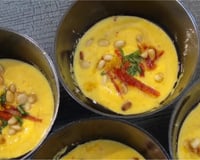Verrines de courge muscade, chorizo et pignons