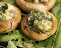Champignons farcis au beurre d'escargot