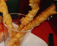 Allumettes au fromage gruyère et parmesan