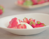 Un dessert qui change de la traditionnelle panna cota avec ici une version allégée. 