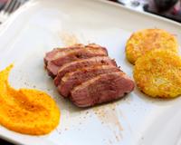 La cuisson en basse temperature permet d'avoir un magret tendre à souhait.