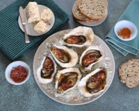 Huîtres chaudes au bacon grillé, sauce au vinaigre balsamique