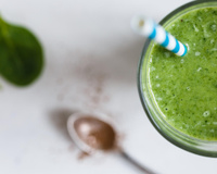 Recette spéciale été : voici le gaspacho aux pousses d’épinards et salade de pastèque de Cyril Lignac