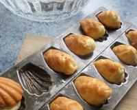Des minis madeleines salées pour un apéro osé et gourmet.