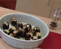 Figues rôties au miel et au fromage