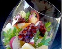 Une version en verrine du traditionnel 'salpicon marinero' servi en tapas dans presque tous les restaurants espagnols