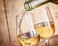 Pourquoi le vin blanc provoque-t-il des crampes ?