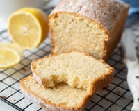 Cake au citron : la recette parfaite pour le week-end, moelleuse et pleine de peps