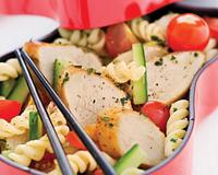 Pique-nique en famille, tendance « bentos »