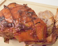 Jambon de Noël glacé aux épices