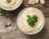 Sans cette erreur, cette célèbre sauce n’aurait jamais vu le jour : voici pourquoi !