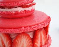 En bonne lot & garonaise, Les fraises j"en suis totalement dingue. Dès qu"elles arrivent sur les étals, elles sont à ma table. J"en achète toujours deux barquettes...…