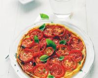 Une tarte à la tomate savoureuse.