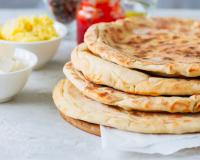 “Je trouve cette recette... wahou, topissime” : notre meilleure recette pour faire des cheese naan maison