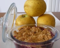 Crumble rustique pomme-cassis