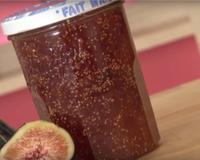 Une confiture de saison, délicieuse et originale... Une recette facile pour réussir votre confiture de figues maison ! A marier aussi bien sur des tartines qu'avec une…