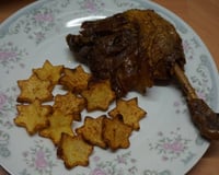 Confit de canard maison et ses étoiles sautées à la graisse de canard