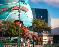 Disneyland Paris : on sait enfin quel restaurant va remplacer “Planet Hollywood” à Disney Village !