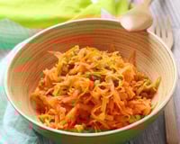 Salade toute orange de carottes râpées, mimolette et orange