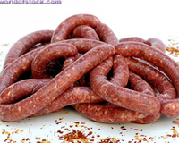 Une recette pour réaliser des merguez maison ! La saucisse reine des barbecue...
