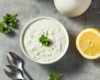 “C’est hyper simple” : le chef Eric Fréchon partage sa recette de sauce tartare !