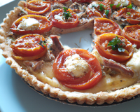 Tarte au thon, tomates et fromage facile