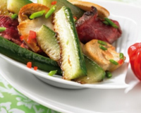 Poêlée de Concombre de France et champignons au bœuf